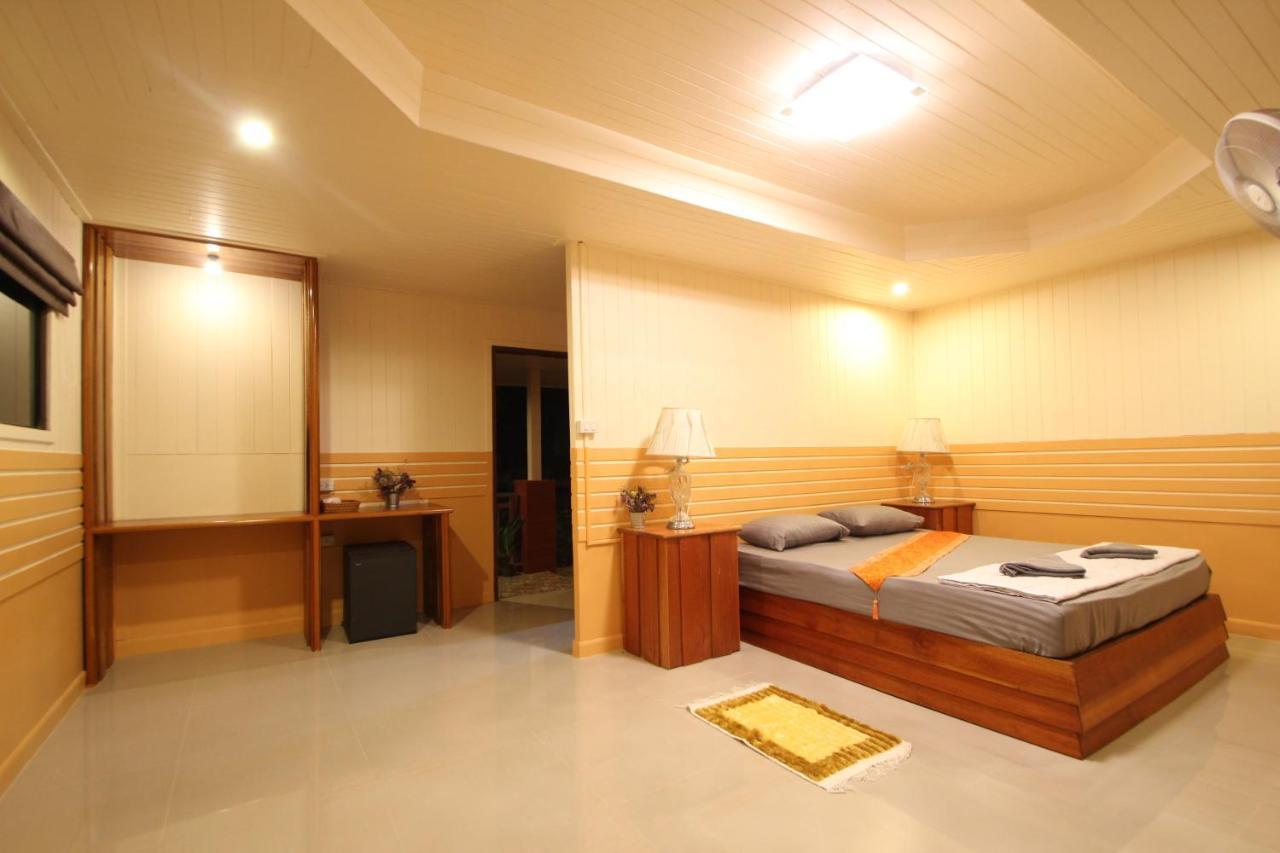 Hilltop 3* 莱利海滩